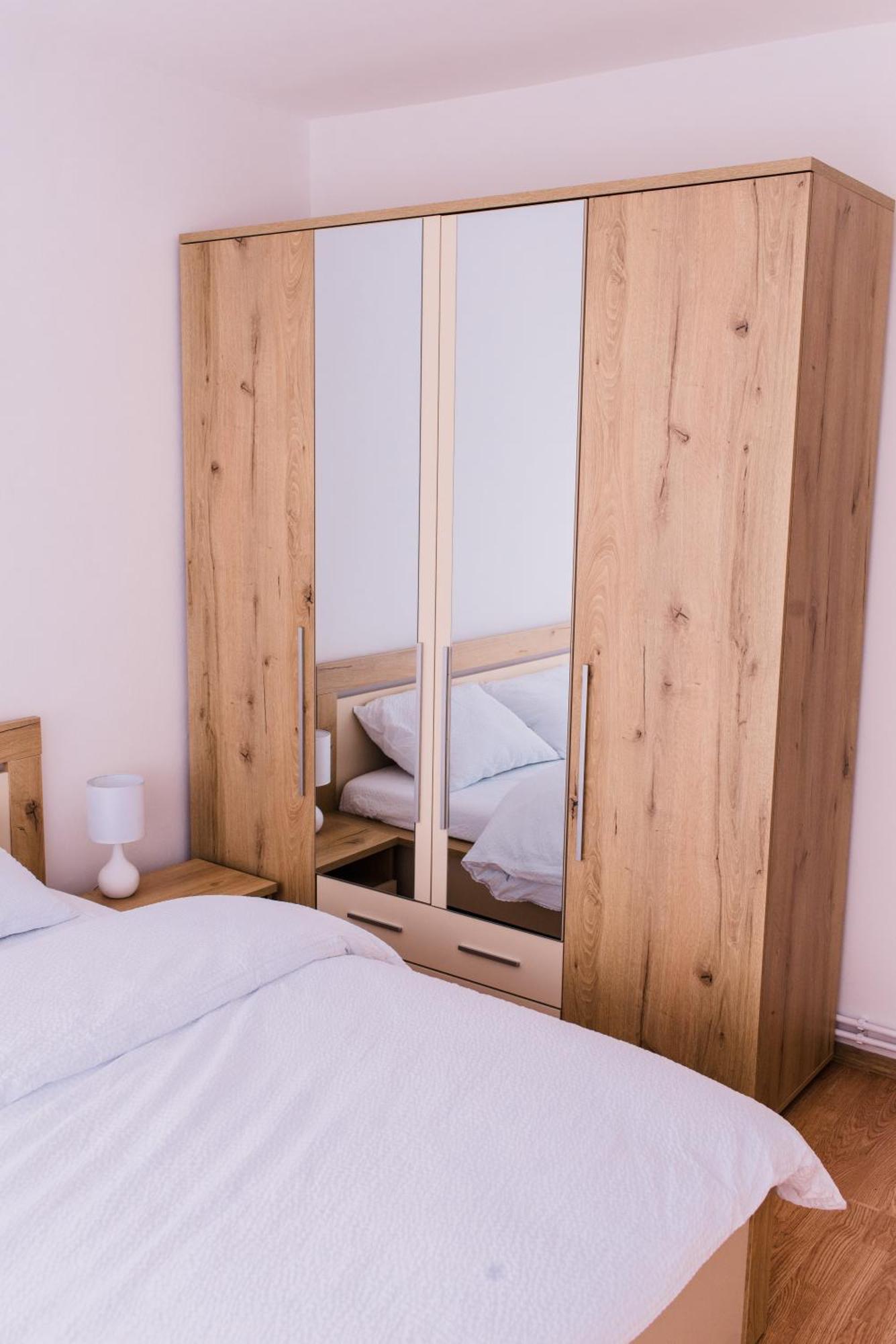 Riverside White Apartment ซาตูมาเร ภายนอก รูปภาพ