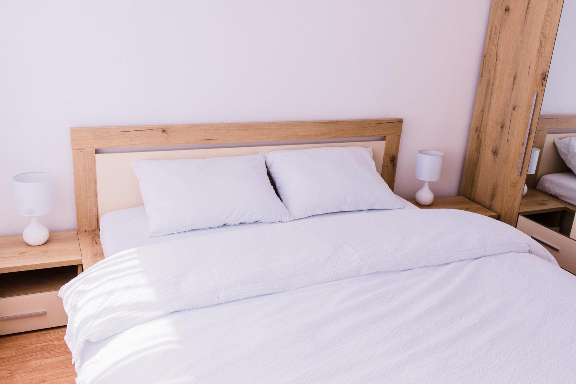 Riverside White Apartment ซาตูมาเร ภายนอก รูปภาพ