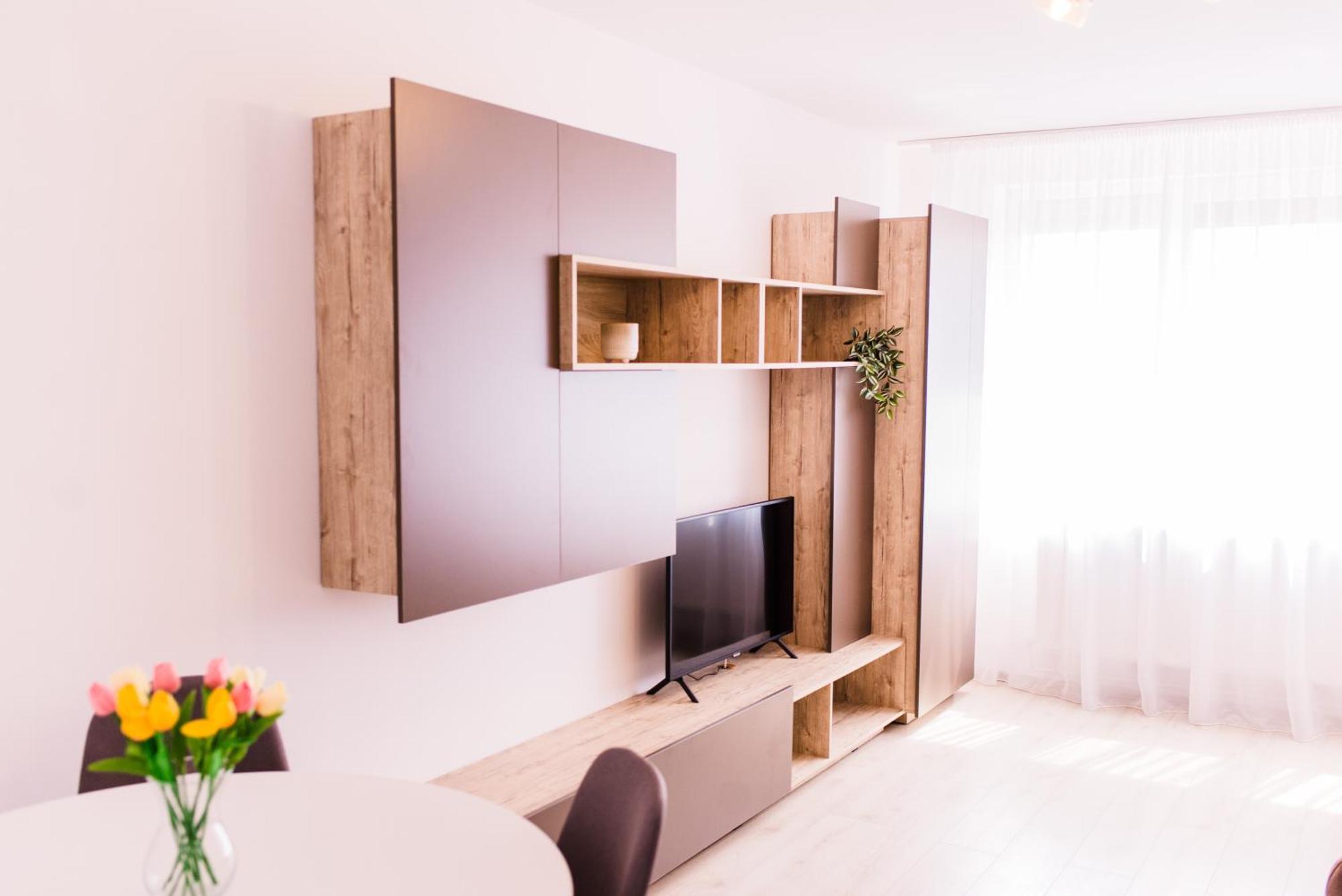 Riverside White Apartment ซาตูมาเร ภายนอก รูปภาพ