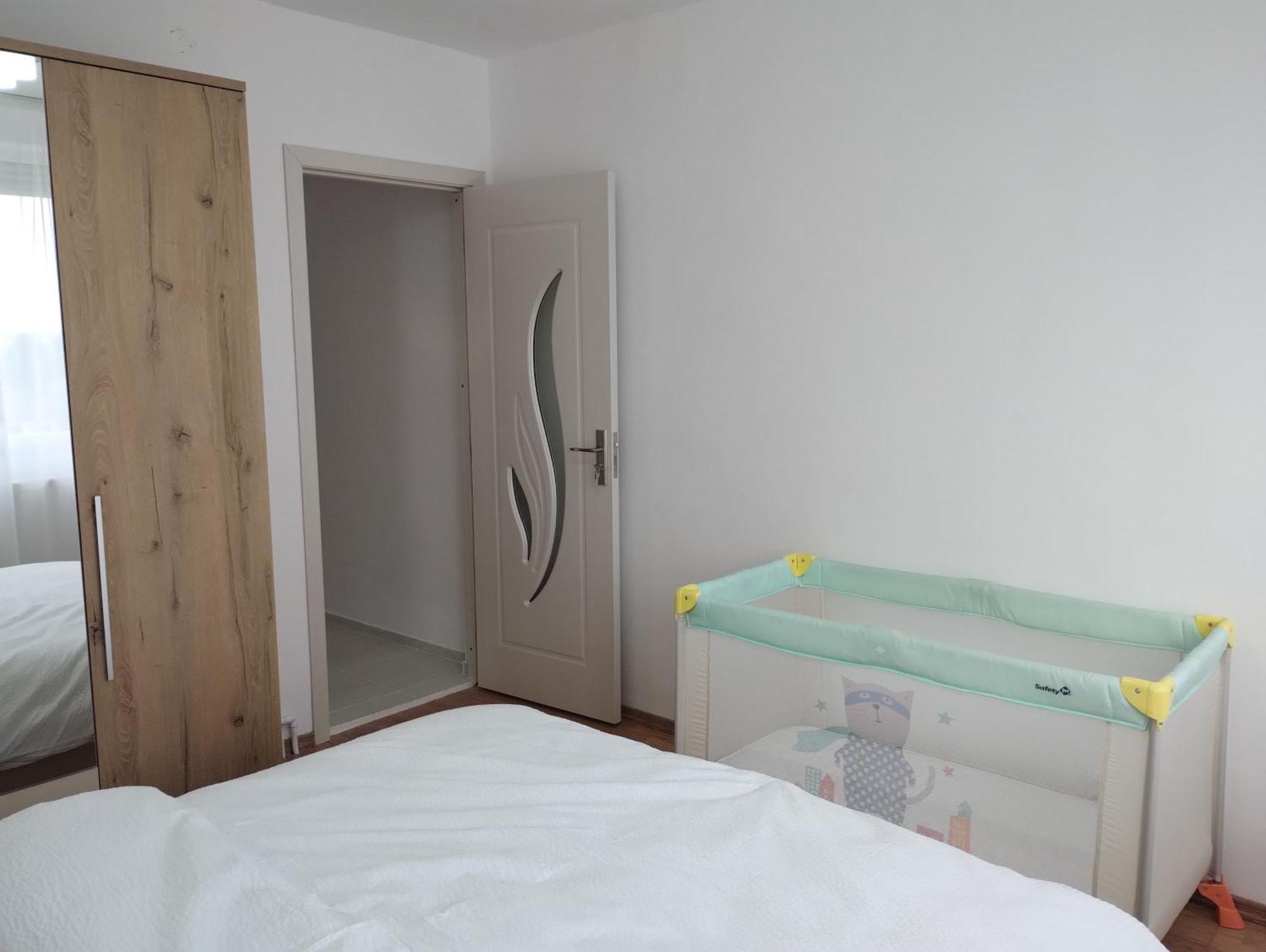 Riverside White Apartment ซาตูมาเร ภายนอก รูปภาพ
